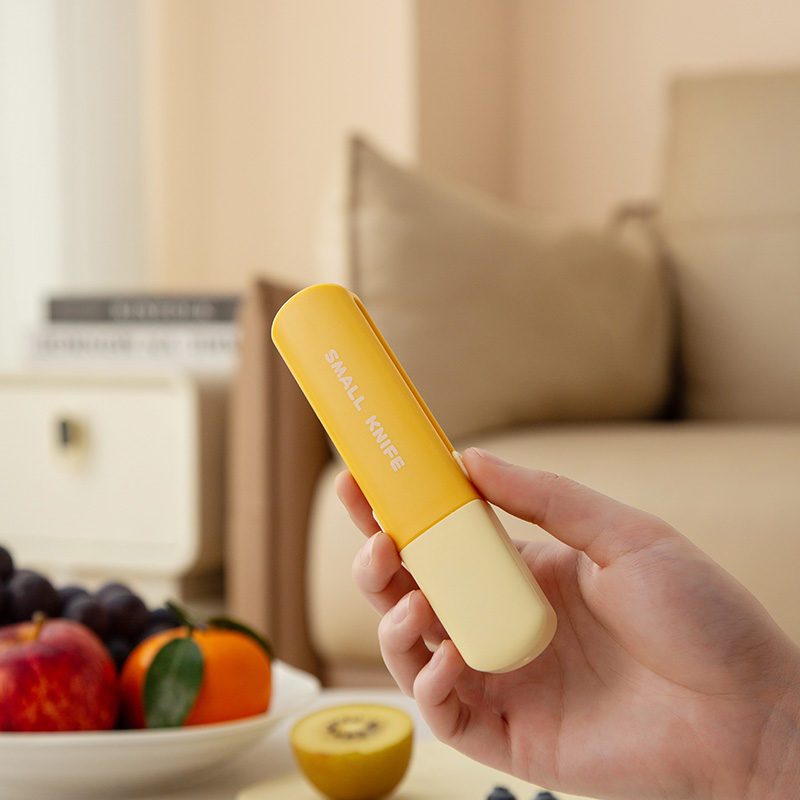 3-in-1 Fruit Knife