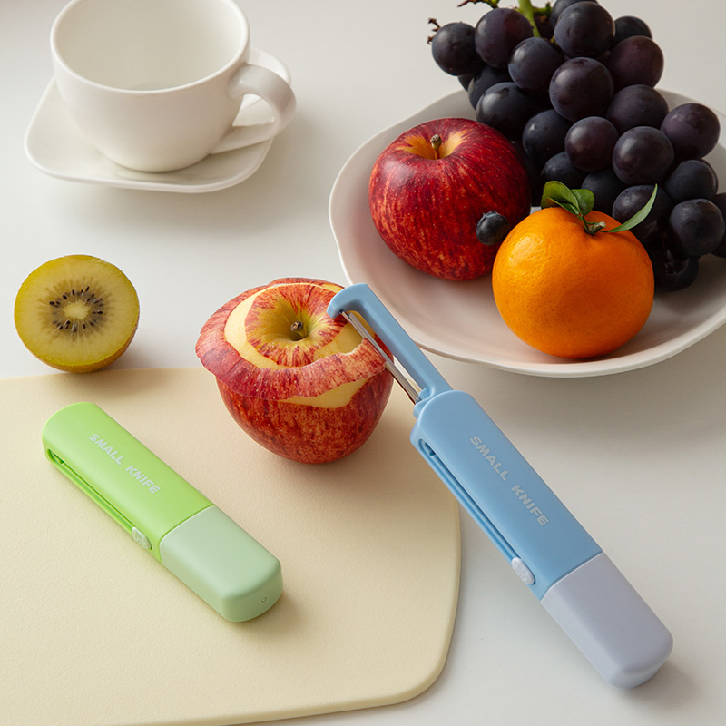 3-in-1 Fruit Knife